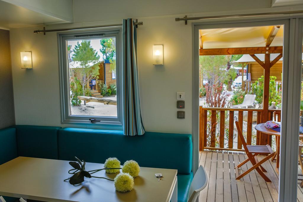 Vic'S Land Holidays Grimaud Exterior photo