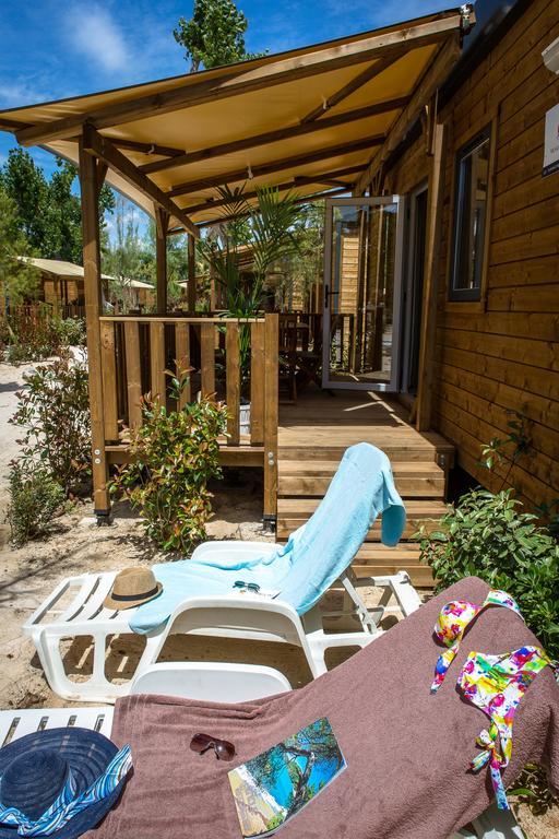 Vic'S Land Holidays Grimaud Exterior photo